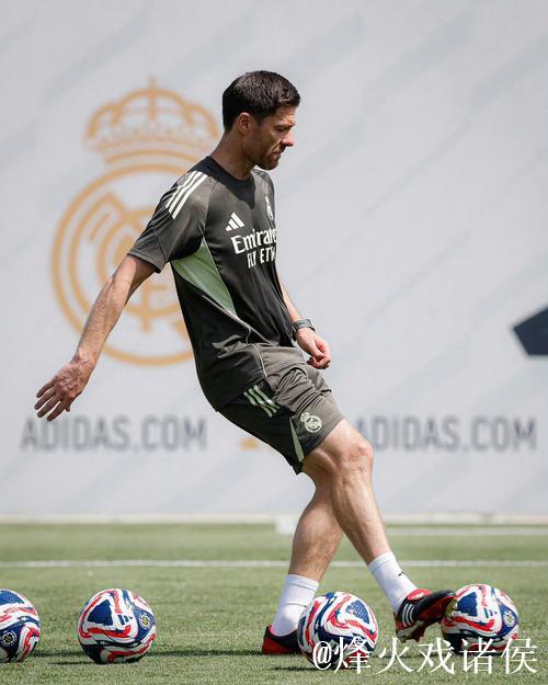 低调英雄助皇马逆转险胜：2-1击败阿拉维斯，阿隆索仍陷困境